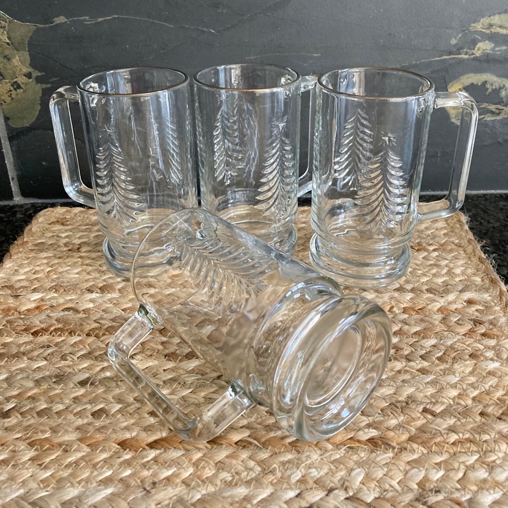 Vintage Libbey Christmas tree mugs